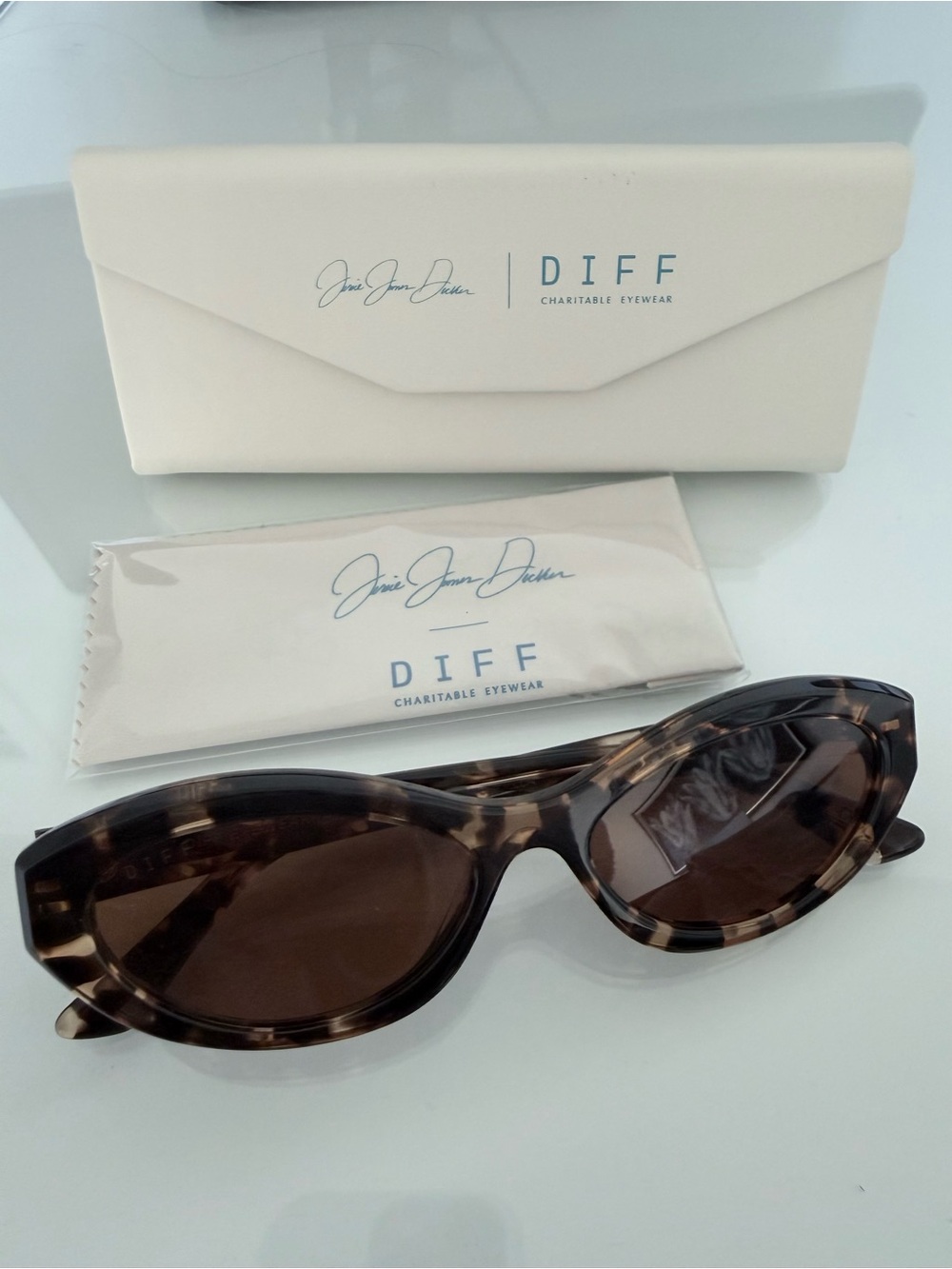 DIFF Jessie James Decker Dolce Bella Sunglasses - Picture 4 of 10